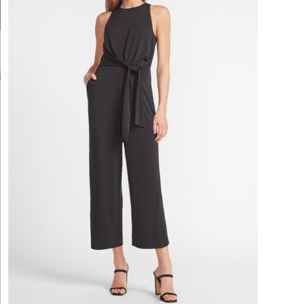 Elegant Black Sleeveless Jumpsuit